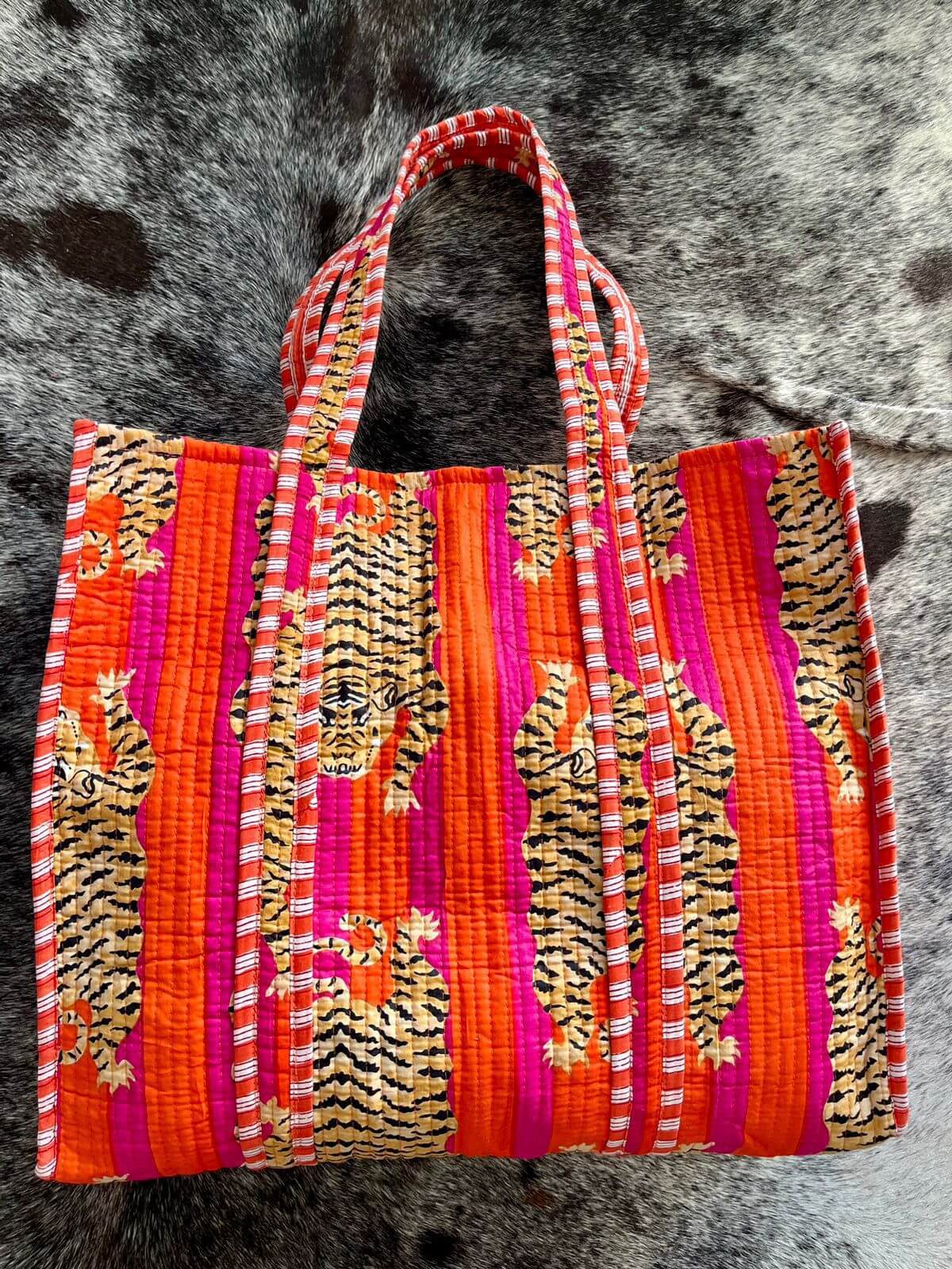 Tote Bag Grande Acolchada - Tigres Sunset Naranja y Rosa