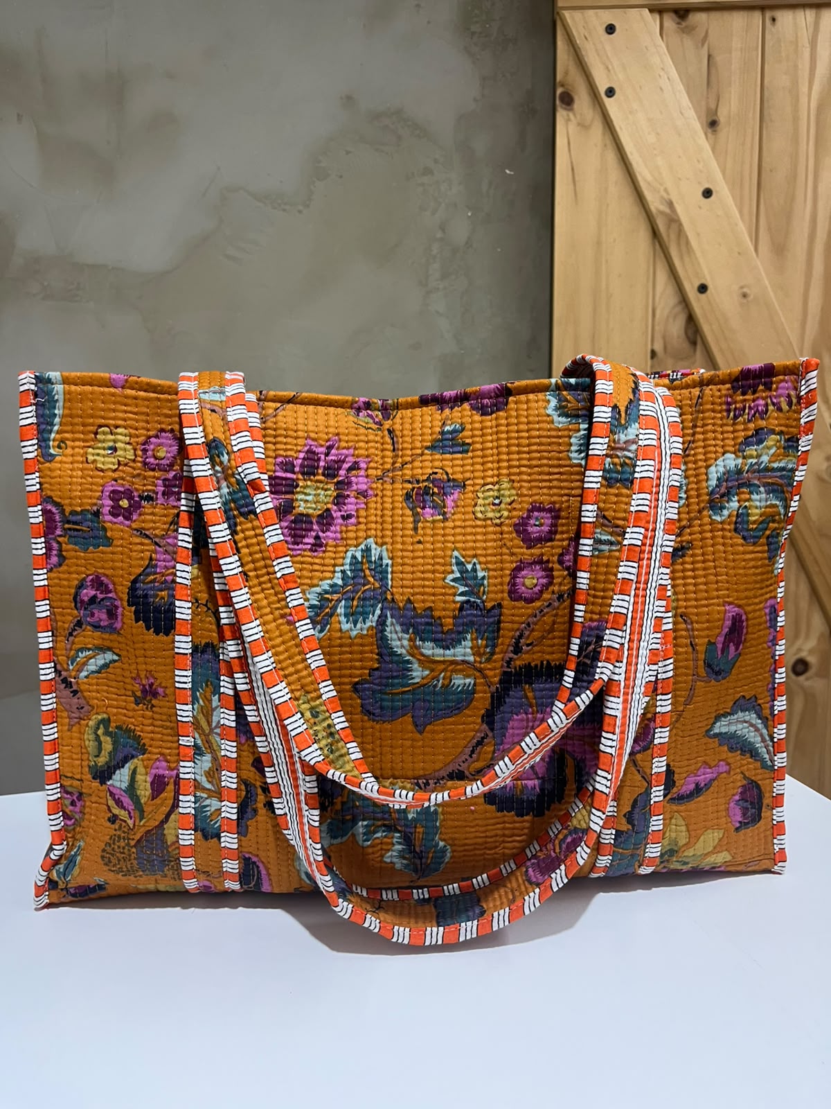 Tote Bag Grande Acolchada