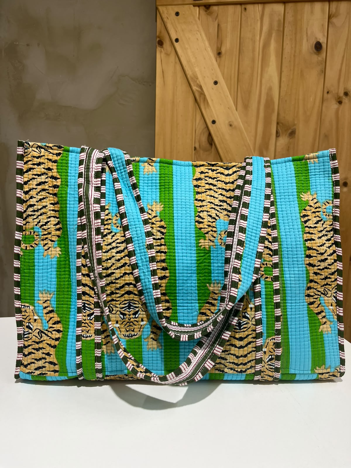 Tote Bag Grande Acolchada