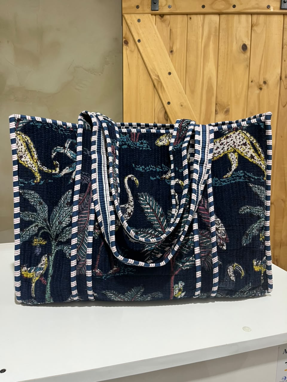 Tote Bag Grande Acolchada - Terciopelo